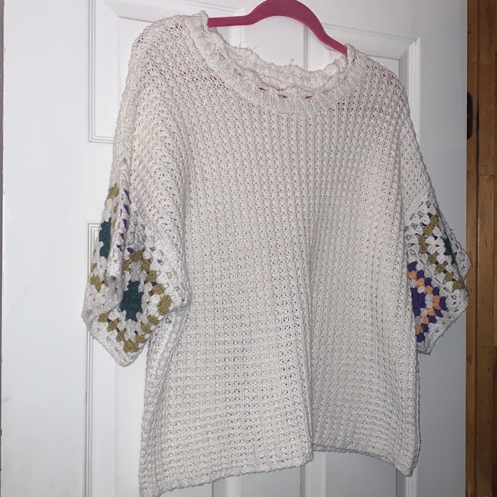 Universal Thread Top